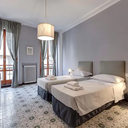 Agnolo 73 I Piano Apartment
